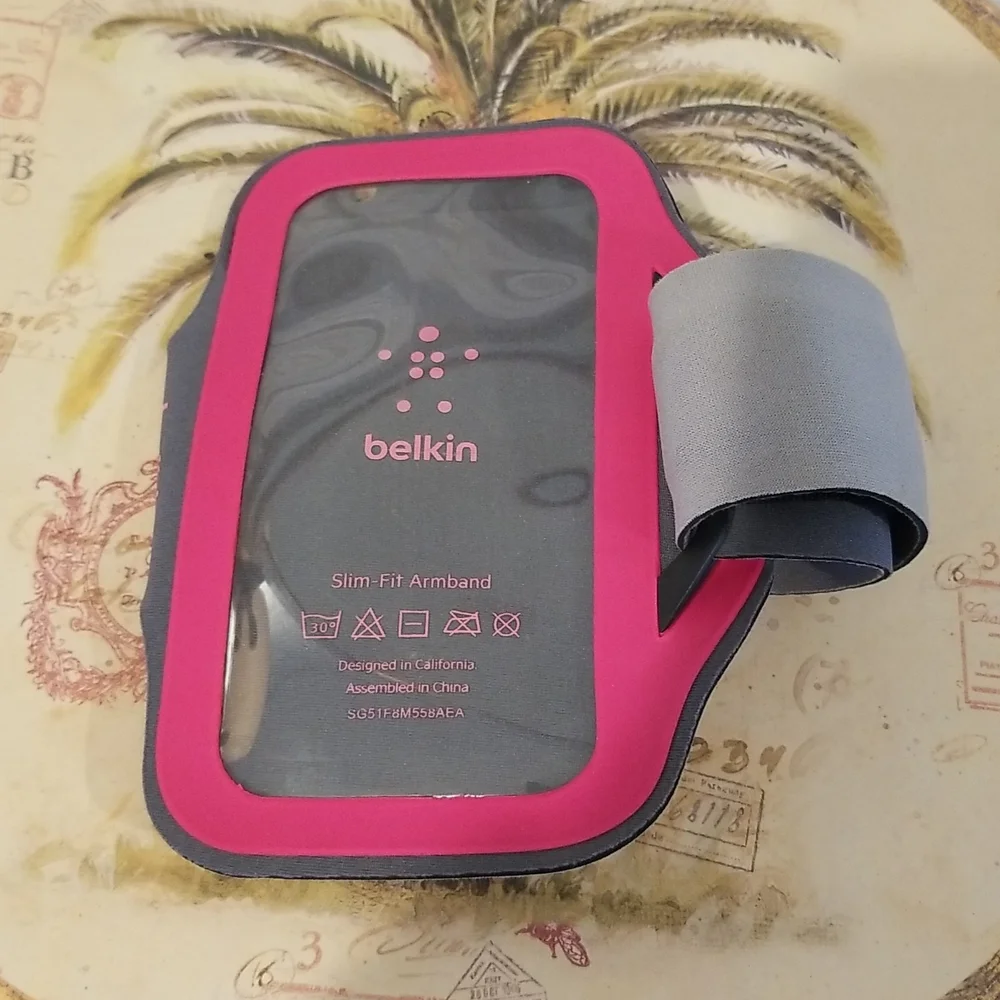 Belkin Slim Fit Armband